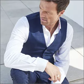 Brook Taverner Tailored Navy Tailored  Waist Coat<><>