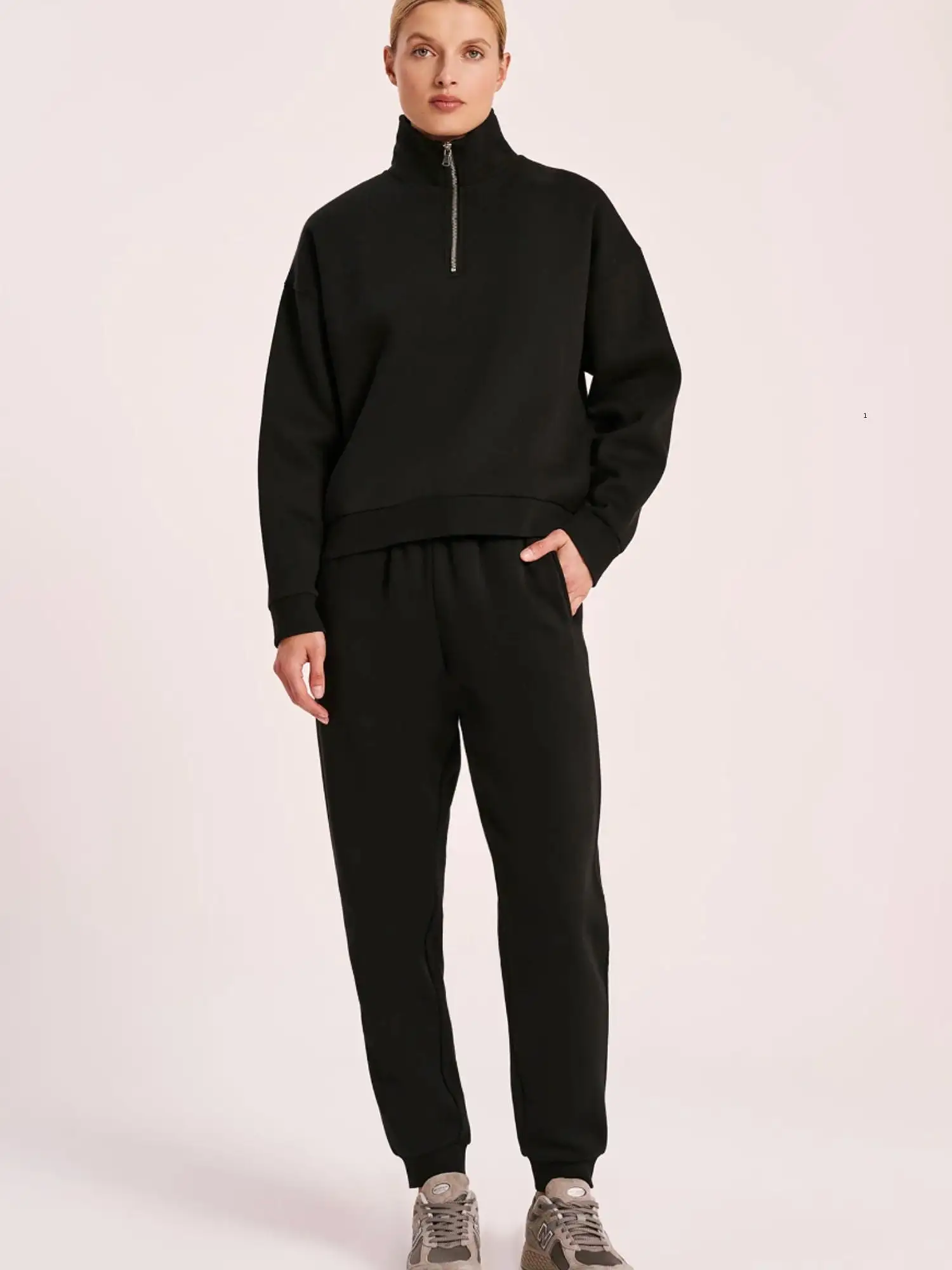 Carter Classic Trackpant | Black