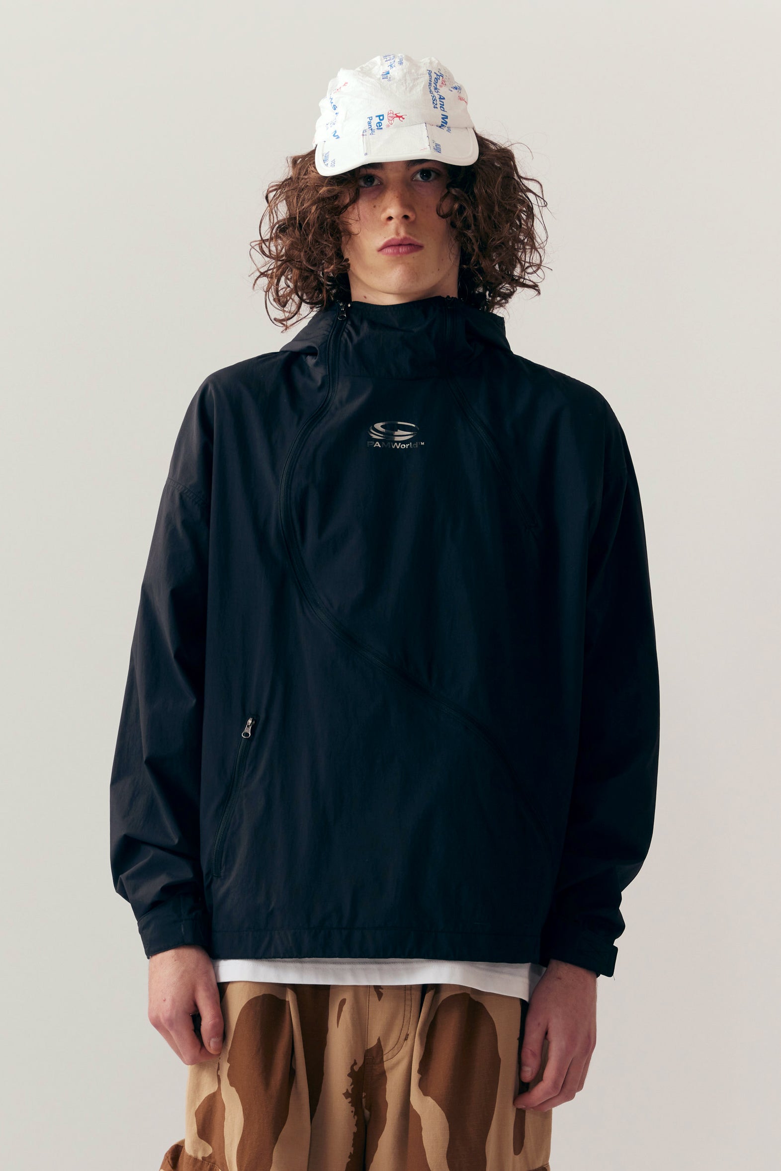 ENTR'ACTE SPRAY JACKET B