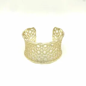 KENDRA SCOTT Goldtone Filagree 1.5 Cuff