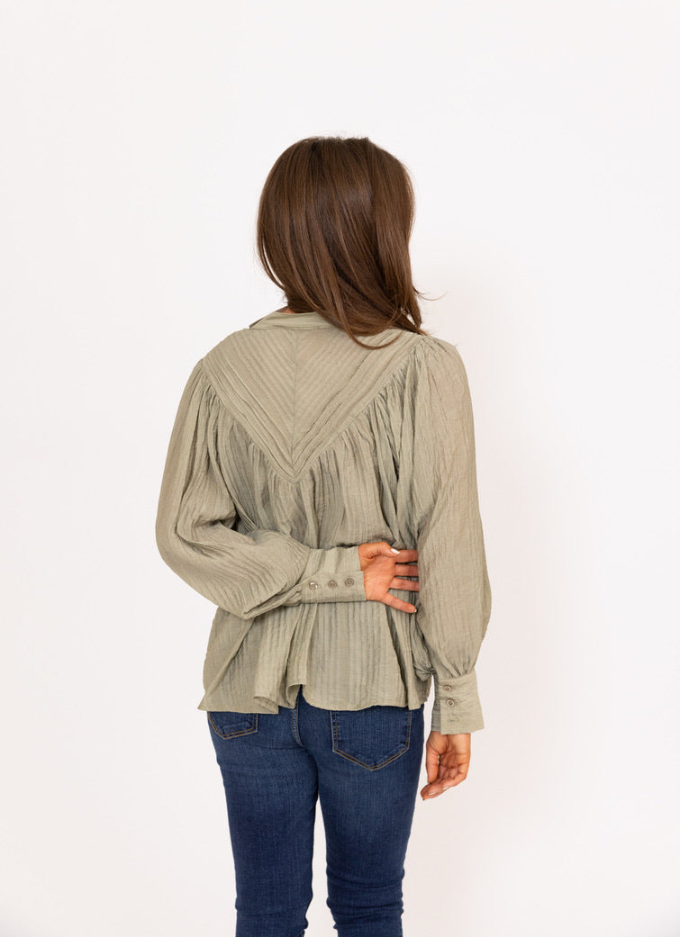 Pleat Button Top