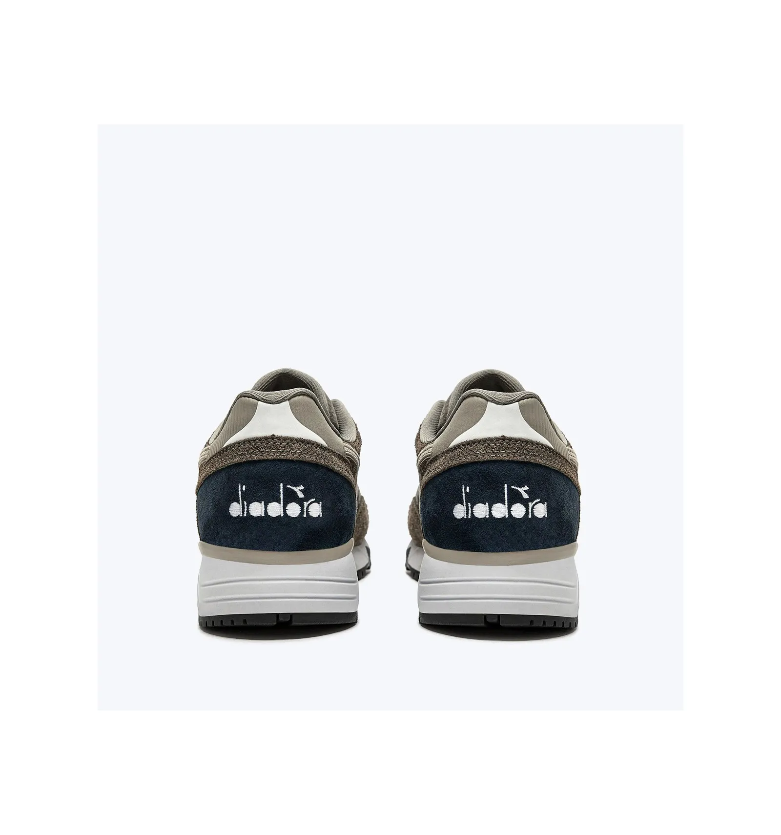 ZAPATILLAS N9002 WINTE BEECH/W DIADORA