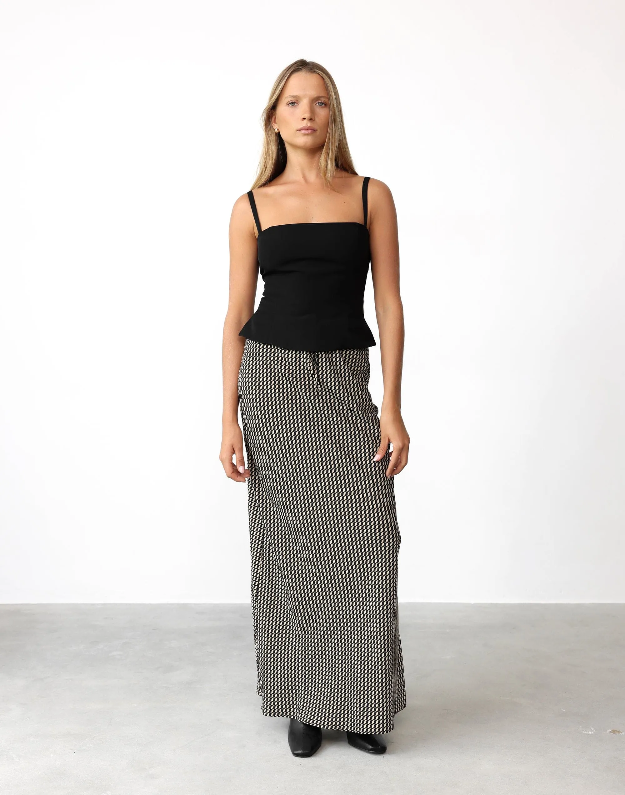 Zaya Maxi Skirt (Sand Ripple)